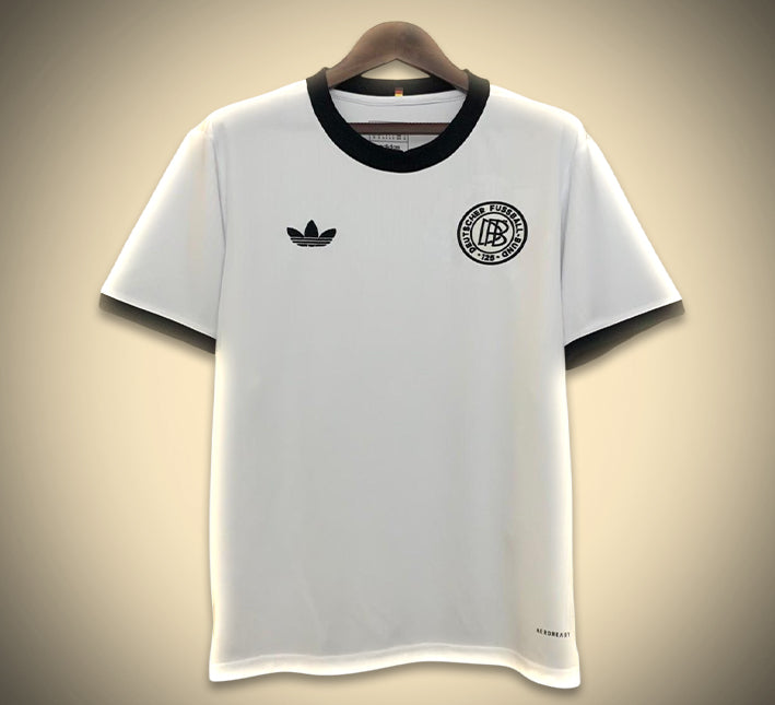 Konzept Trikot Deutschland 125. Jubiläums Edition 2425