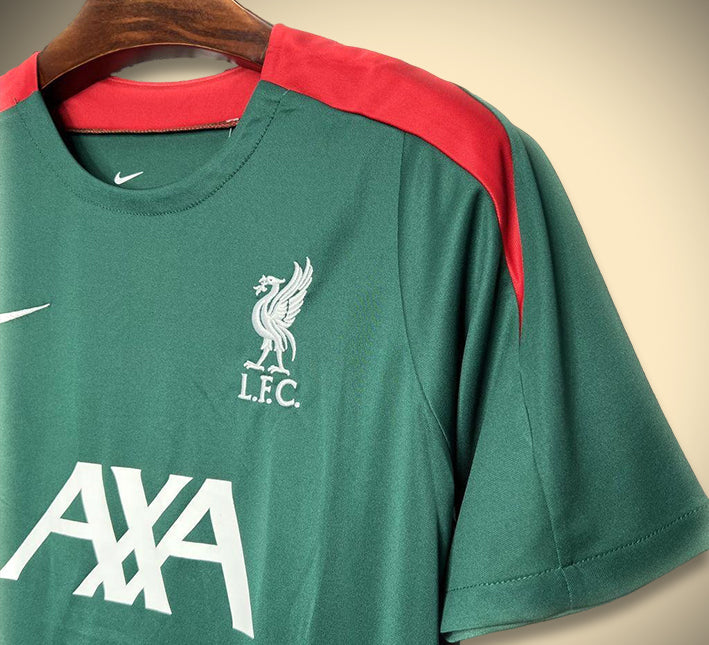 haut-de-training-liverpool-vert-pour-football-collection-2425 Liverpool grünes Fußball Trainingsoberteil Kollektion 2425