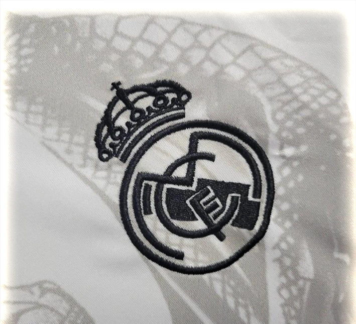 Fußballtrikot Real Madrid Design Drachen weiß Sonderkollektion 2024 2025