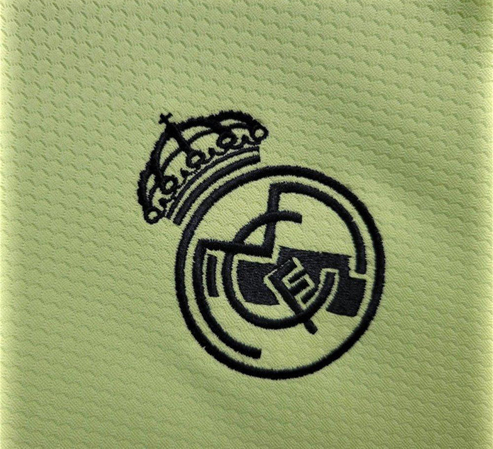 Real Madrid Torwarttrikot Grün 2024-2025 Stoffdetail