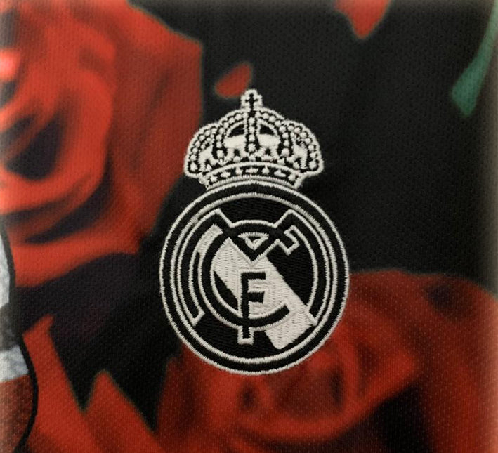 Konzept-Trikot Real Madrid rosa und rot Edition 2025/2026
