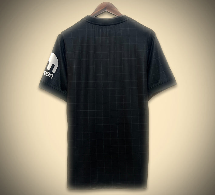 MAILLOTTOTTENHAMdomicile2526dos.jpg Tottenham Heimtrikot 2025-2026 Seitenansicht