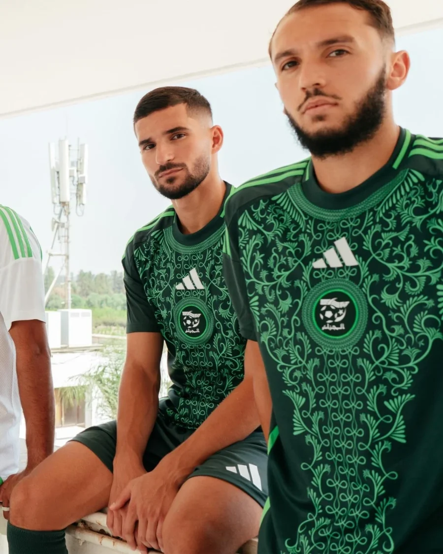 ALGERIEN AUSWÄRTSTRIKOT 24/25