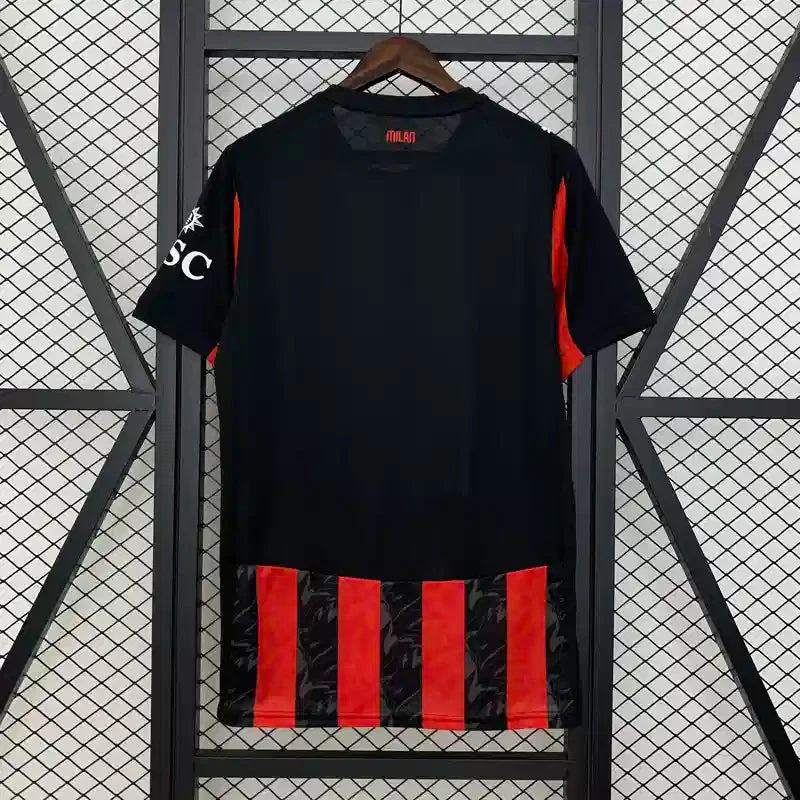 Konzept AC Milan Heimtrikot 2526