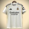 Real Madrid Heimtrikot 2025-2026 Vorderansicht