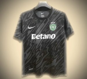 Sporting CP Schwarzes Torwarttrikot 2024-2025 Vorderansicht