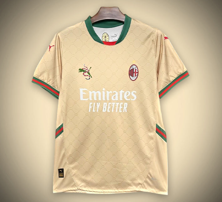 Konzept Trikot AC Milan Gucci Edition Gold 2425