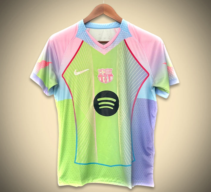 Konzept Trikot FC Barcelona Regenbogenverlauf Ausgabe 2526