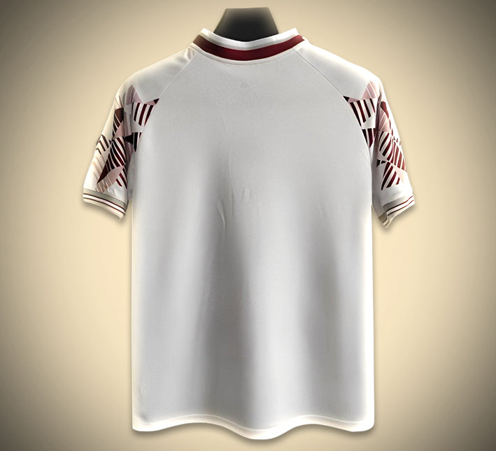 Bayern München Vorbereitungsspiel Edition 2025-2026 Konzept Trikot Aufwärmtrikot Fußball