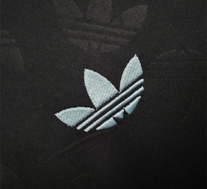 Fantrikot Bayern München schwarz Konzept Kollektion 2024 2025
