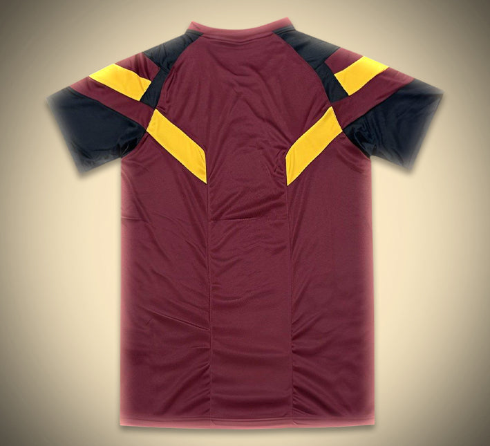 AS Roma Saison 2024-2025 Konzept Trikot modernes Design rot und gold