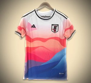 Japan-inspiriertes Fußballtrikot in Rosa und Blau Konzept Edition