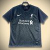 tenue-de-gardien-liverpool-rouge-avec-ecusson-du-club Liverpool Torwarttrikot rot mit Vereinswappen