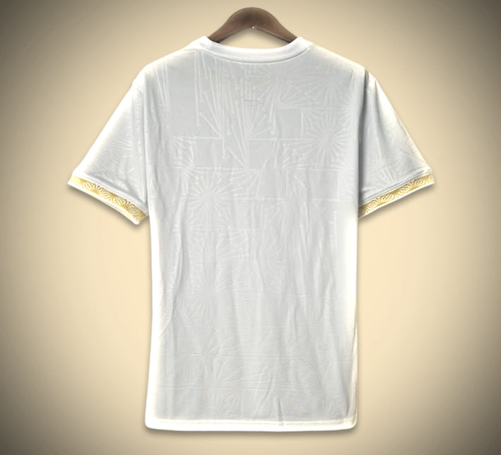 Konzept Trikot Mexiko Weiß und Gold Edition 2025 Premium-Design