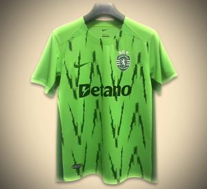 maillotsportingthird-1.jpg Sporting CP Grünes Auswärtstrikot 2024-2025 Vorderansicht