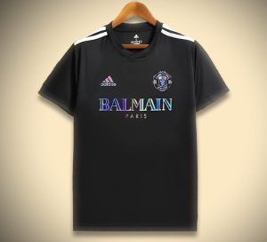 Manchester United Fußballtrikot Kollektion Balmain elegantes Fan-Trikot