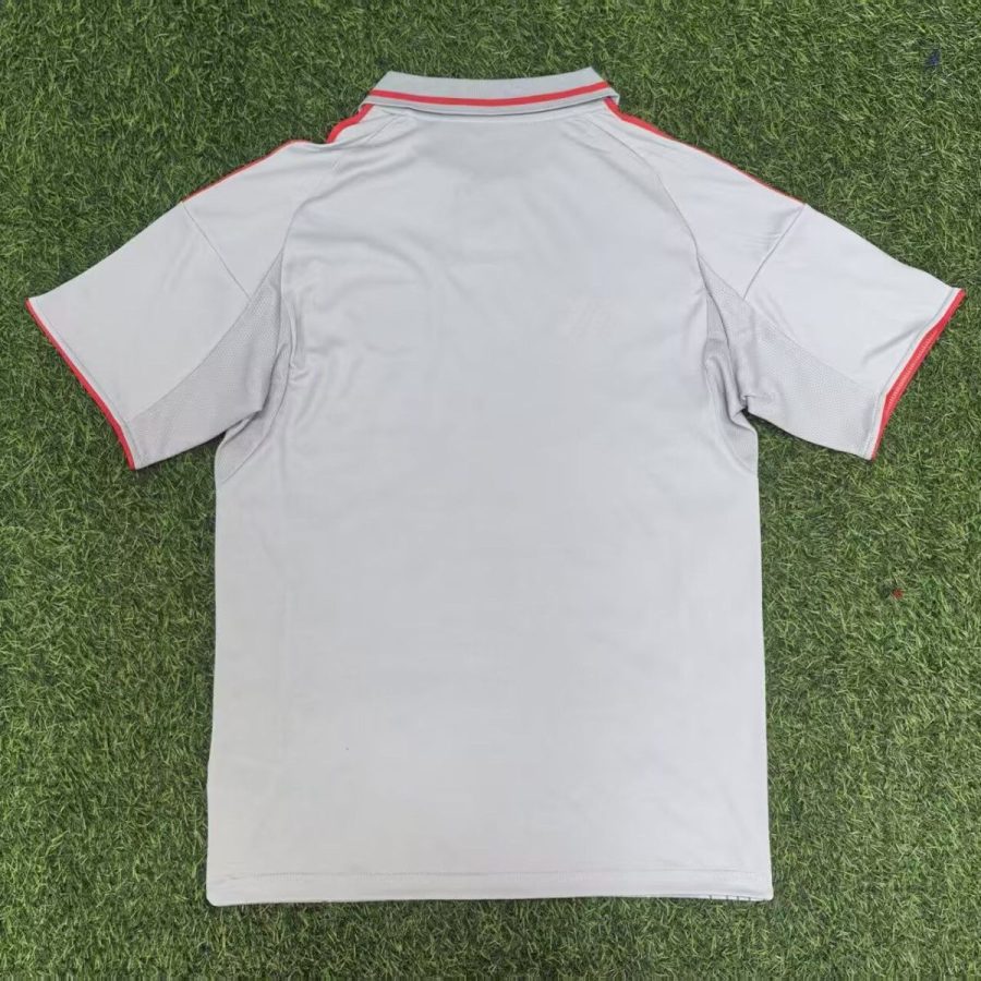 photo_20250920_155247.jpg Olympique Lyon Drittes Trikot 2025-2026 Seitenansicht