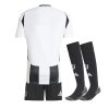 Juventus Kinder Heimtrikot Saison 2024 2025 Trikot und Shorts schwarz weiß