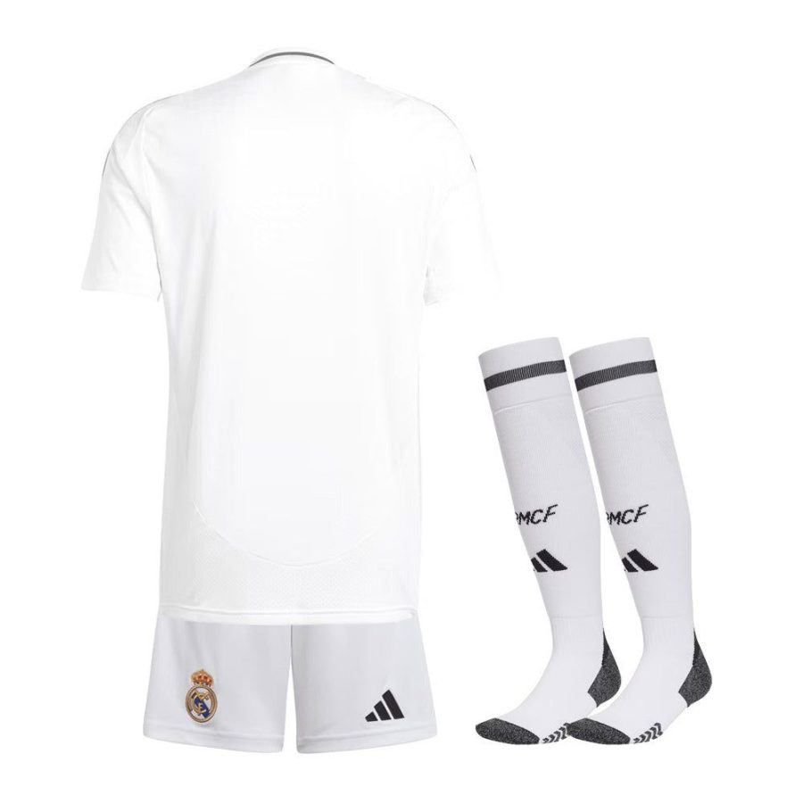 Kindertrikot Real Madrid Heim Saison 2024 2025 mit Shorts