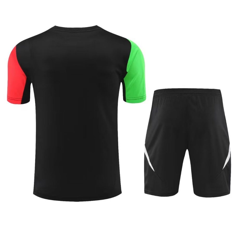 Trikot und Shorts Arsenal Saison 2024 2025 Heimtrikot rot und weiß