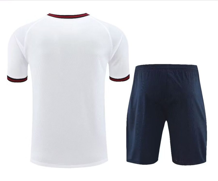 Trikot und Shorts FC Barcelona Saison 2024 2025 offizielles Trikot