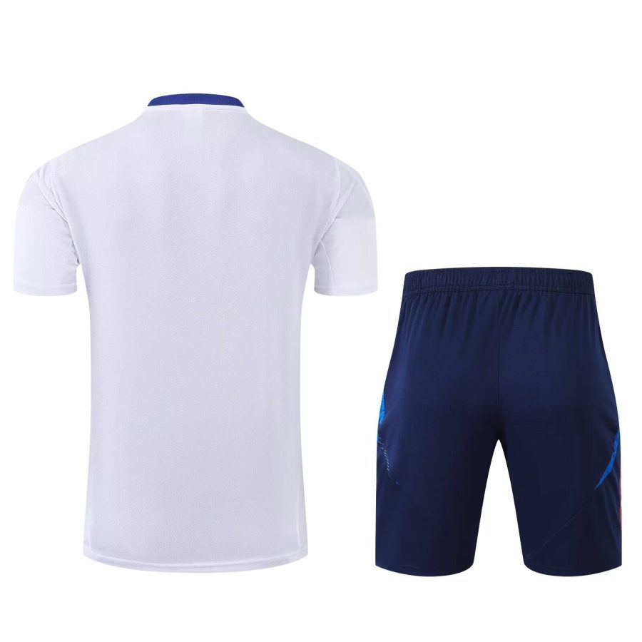 ensemble-maillot-et-short-italie-saison-2024-2025-tenue-de-football Trikot und Shorts Italien Saison 2024 2025 Fußballtrikot