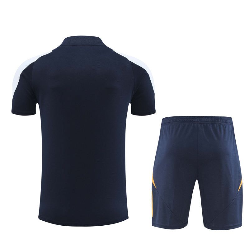 Trikot und Shorts Real Madrid Saison 2024/2025 offizielles Trikot