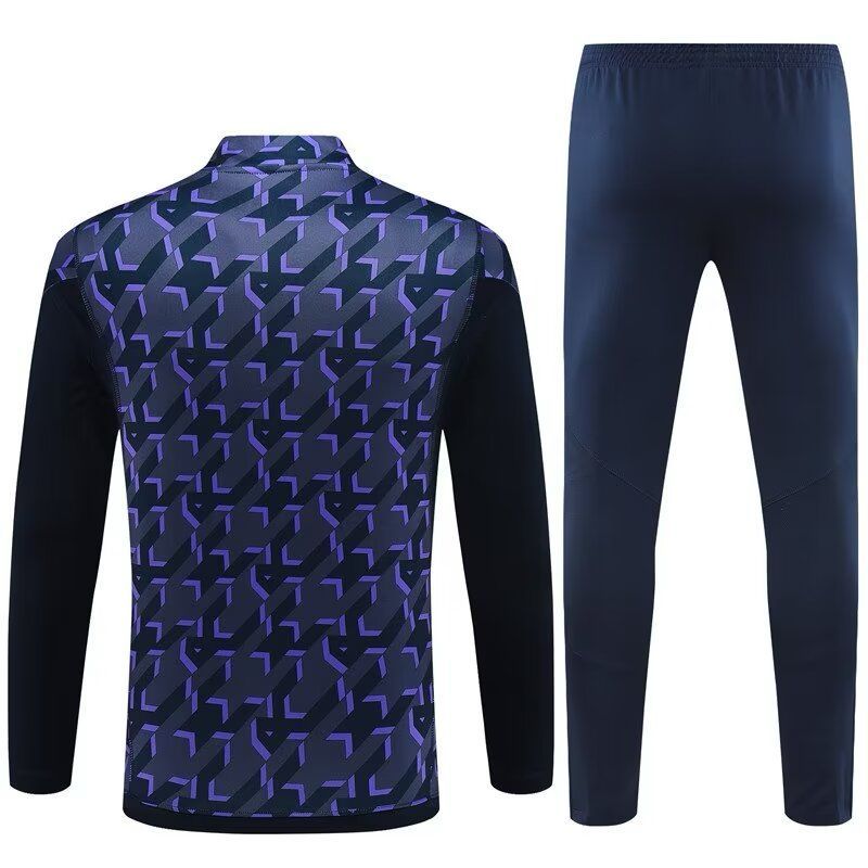 Real Madrid Trainingsanzug Saison 2023 2024 Oberteil und Hose für Fans