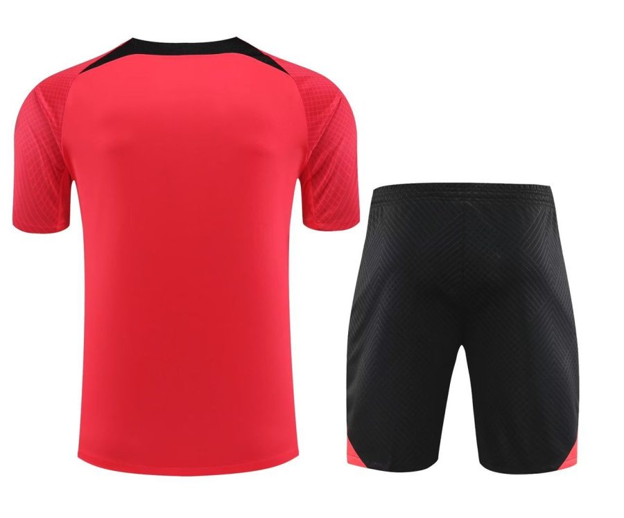 PSG rosa Trainingsset Saison 2023 2024