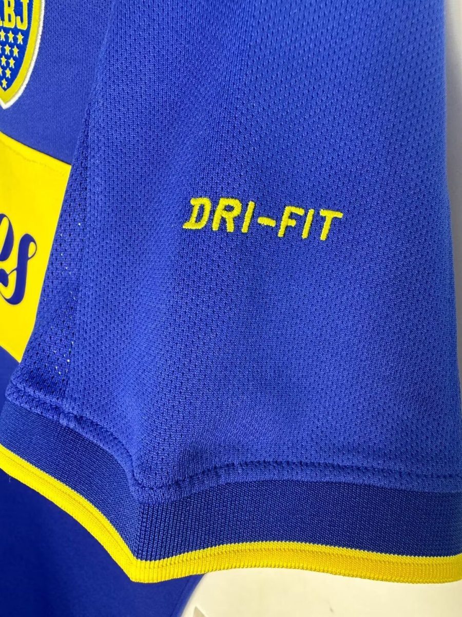 jersey-boca-juniors-domicile-avec-couleurs-officielles-bleu-jaune Boca Juniors Heimtrikot mit offiziellen Farben Blau Gelb