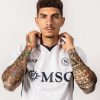 Fußballtrikot SSC Napoli Auswärtsversion 2024 2025 mit Vereinswappen