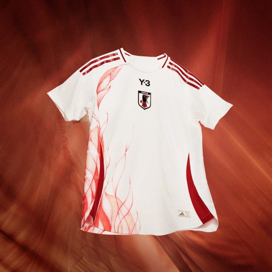 Japan Auswärtstrikot 2024 Nationalmannschaft Schnitt und modernes Design