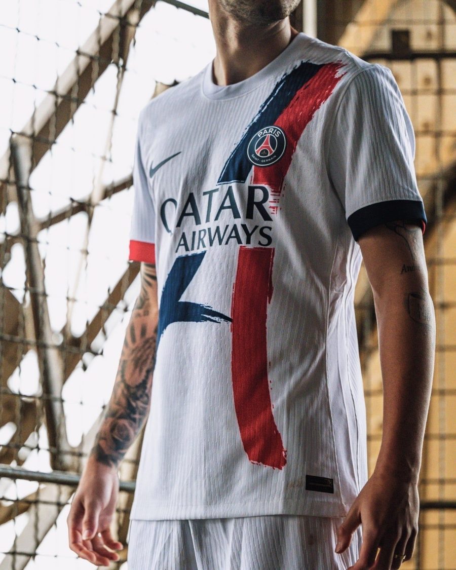Paris Saint Germain blaues Auswärtstrikot 2024 2025