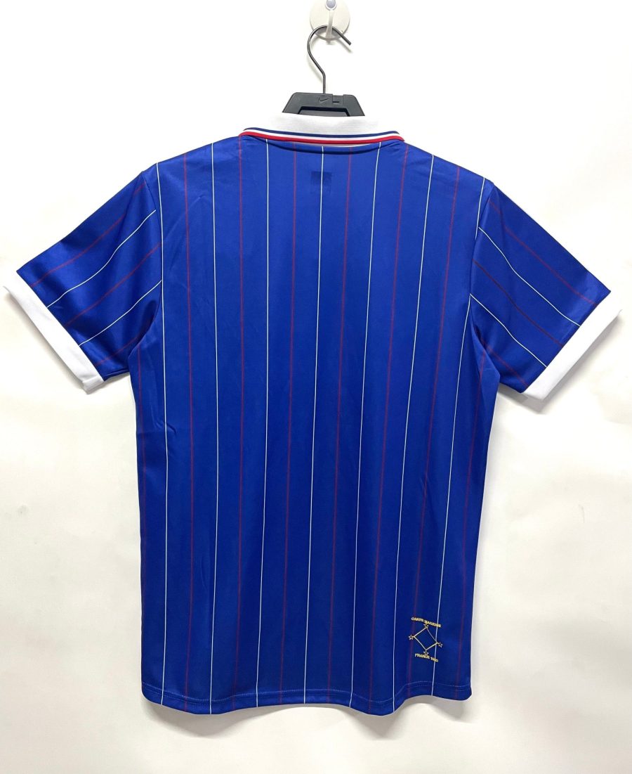 Retro-Trikot blau weiß rot der französischen Nationalmannschaft Weltmeisterschaft 1982