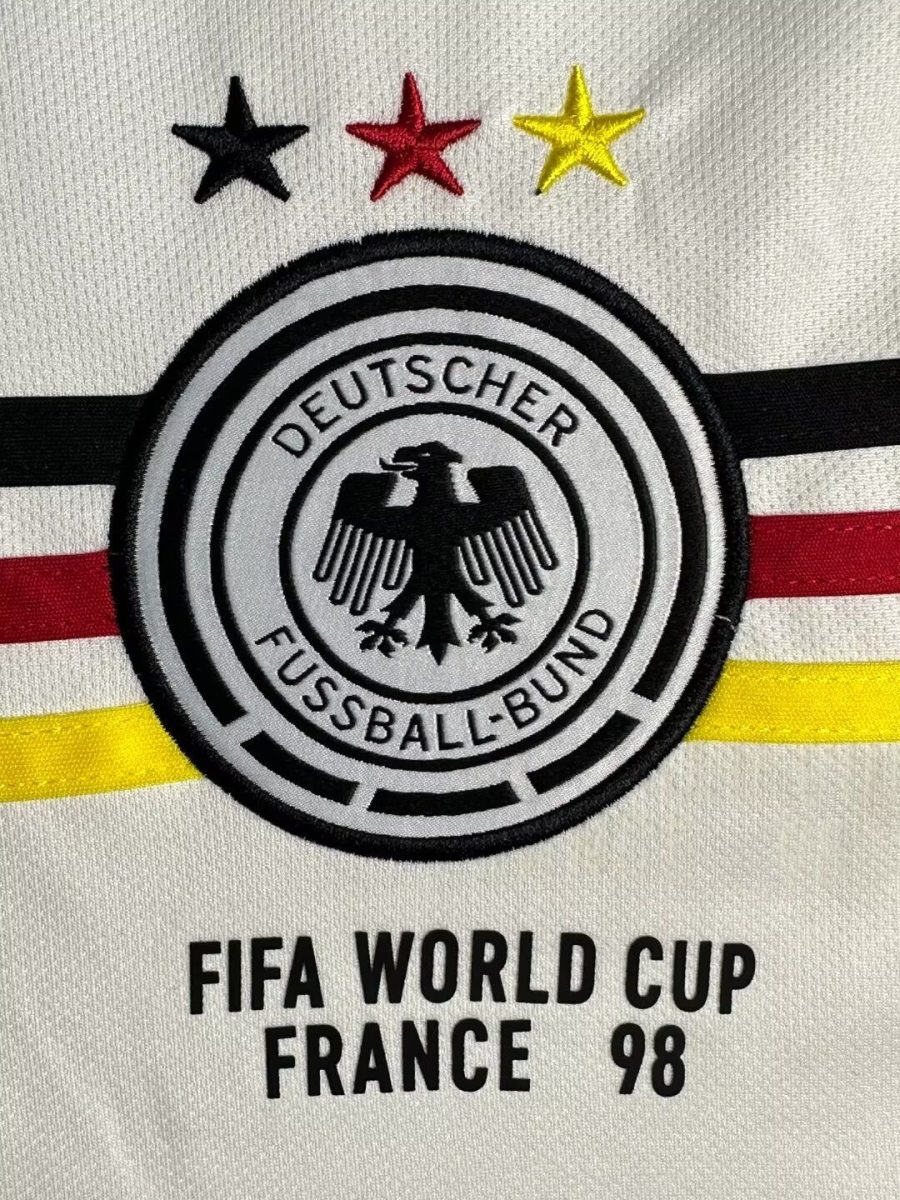jersey-vintage-allemagne-1998-pour-supporter-de-la-mannschaft Vintage Trikot Deutschland 1998 für Fan der Mannschaft