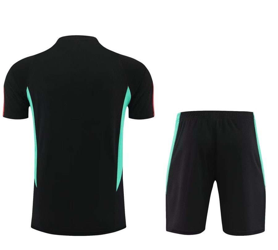 Manchester United Trainingstrikot schwarz Saison 2023 2024 Fußballtrainingsbekleidung