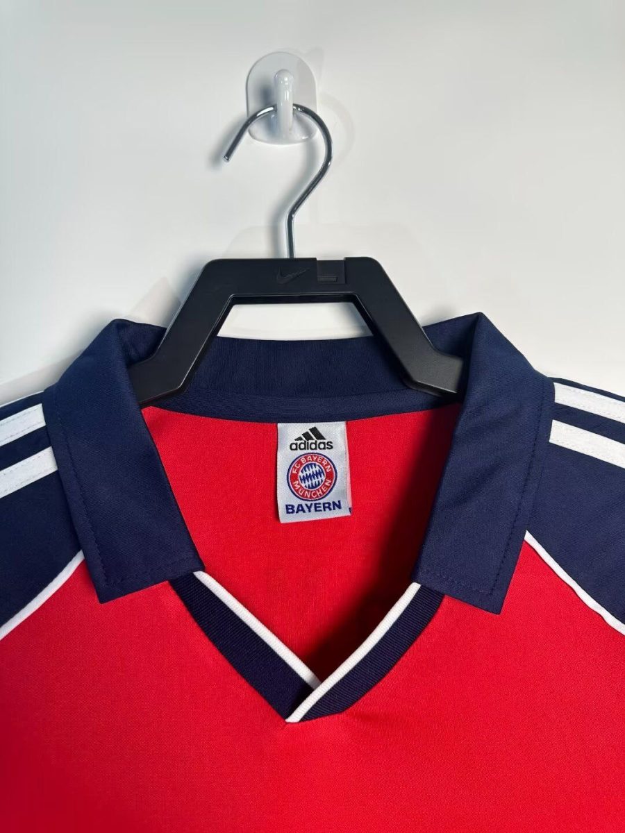 Heimtrikot Bayern München Saison 2000 2001 rot-weiß