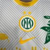 Inter Mailand Sonderedition gelb Schlangenmuster