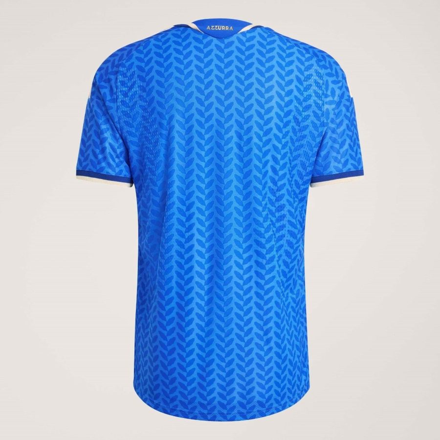 maillot-domicile-italie-saison-deux-mille-vingt-six-tenue-officielle-equipe-nationale Heimtrikot Italien Saison 2026 offizielles Nationaltrikot