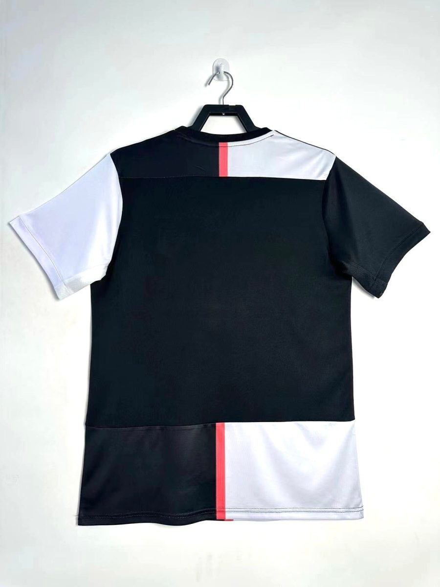 Juventus Heimtrikot 2019/2020 offizielles Trikot schwarz weiß