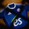 maillot-domicile-rc-strasbourg-saison-2025-2026 RC Strasbourg Heimtrikot Saison 2025 2026