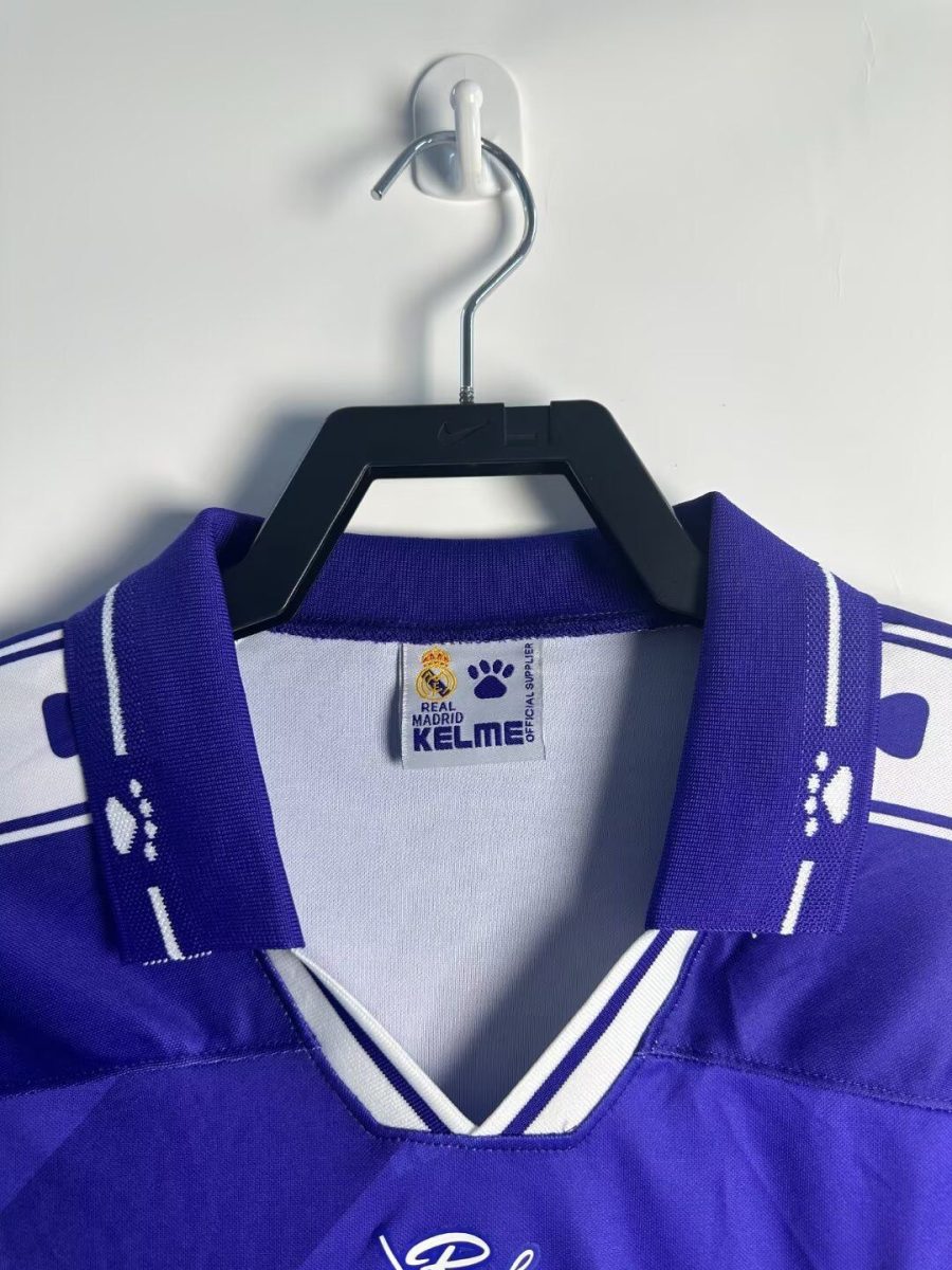 Vintage Auswärtstrikot Real Madrid Saison 1994 1995