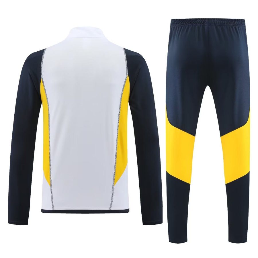 Real Madrid drittes Trikot Saison 2023 2024 Oberteil und Hose