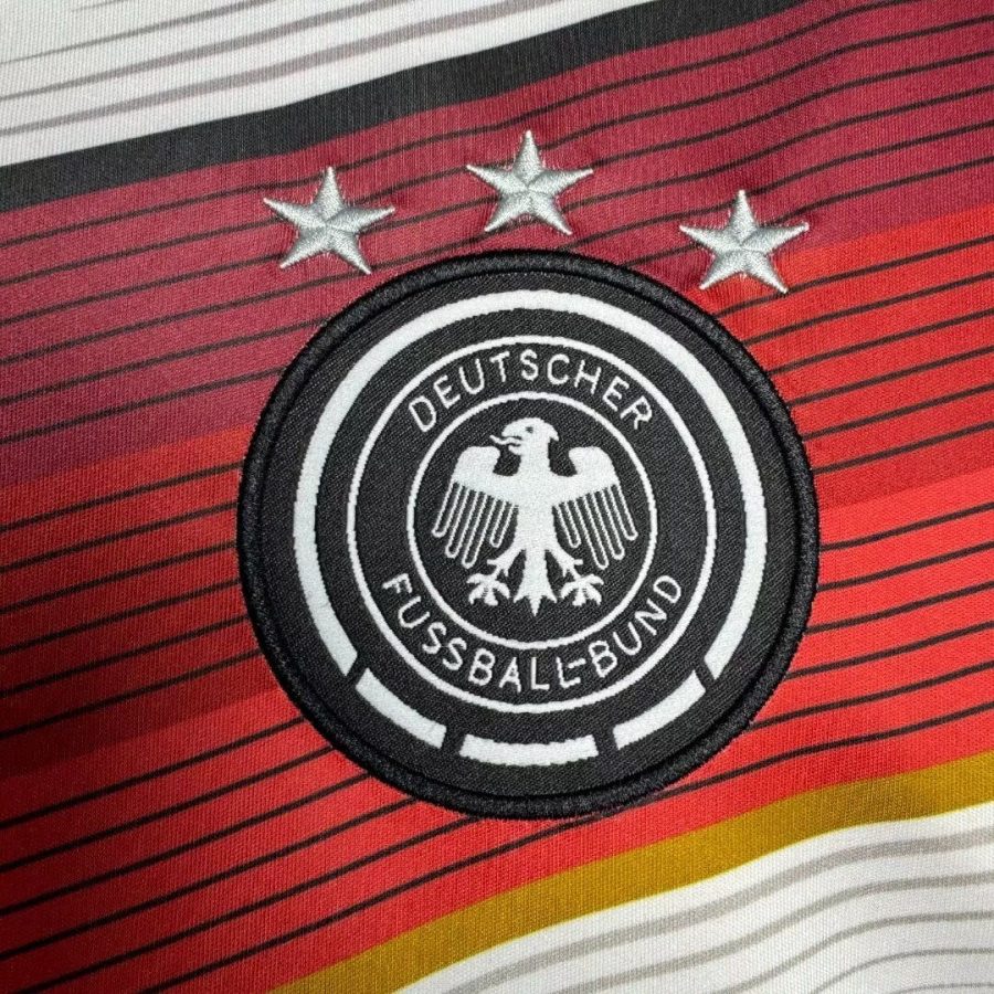 tenue-officielle-equipe-d-allemagne-2014-maillot-home Offizielles Trikot Deutschland 2014 Heimtrikot