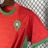 tenue-officielle-maroc-rouge-et-vert-pour-supporter-les-lions-de-l-atlas Offizielles Marokko rot-grünes Trikot für Atlas-Löwen-Fans