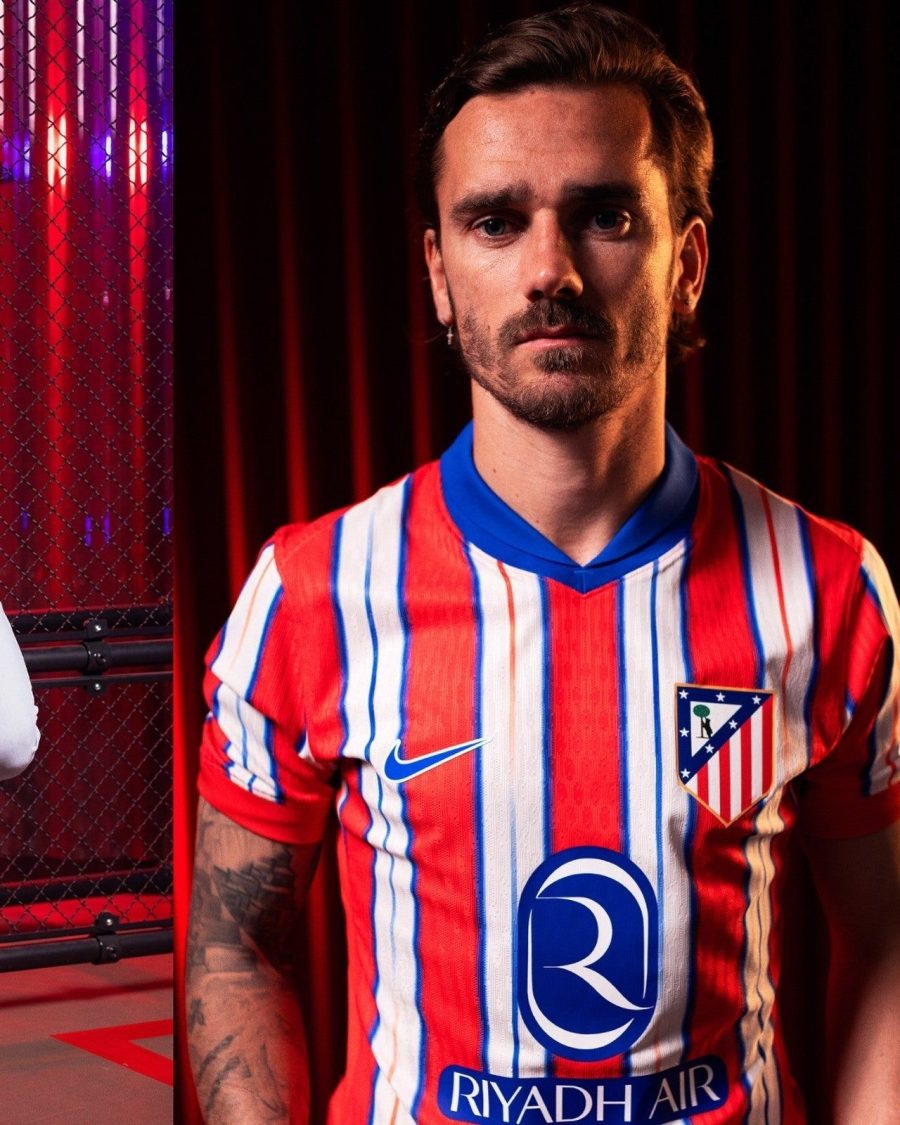 Offizielles Trikot Atletico Madrid Heim mit Vereinswappen und roten Streifen