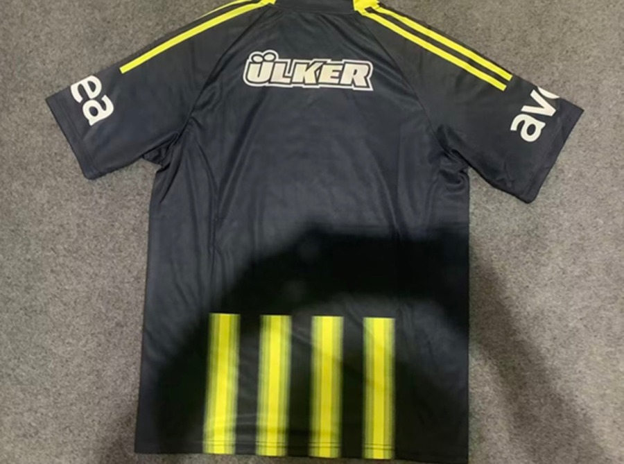 05E9890C-1CFD-495D-A3FB-D63DA03E2BE0.jpg Fenerbahçe Heimtrikot 2013/14