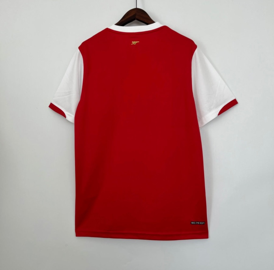 08E7F0DA-CA18-4886-B5D4-C49B8173D6A4.jpg Arsenal Heimtrikot 2006/07