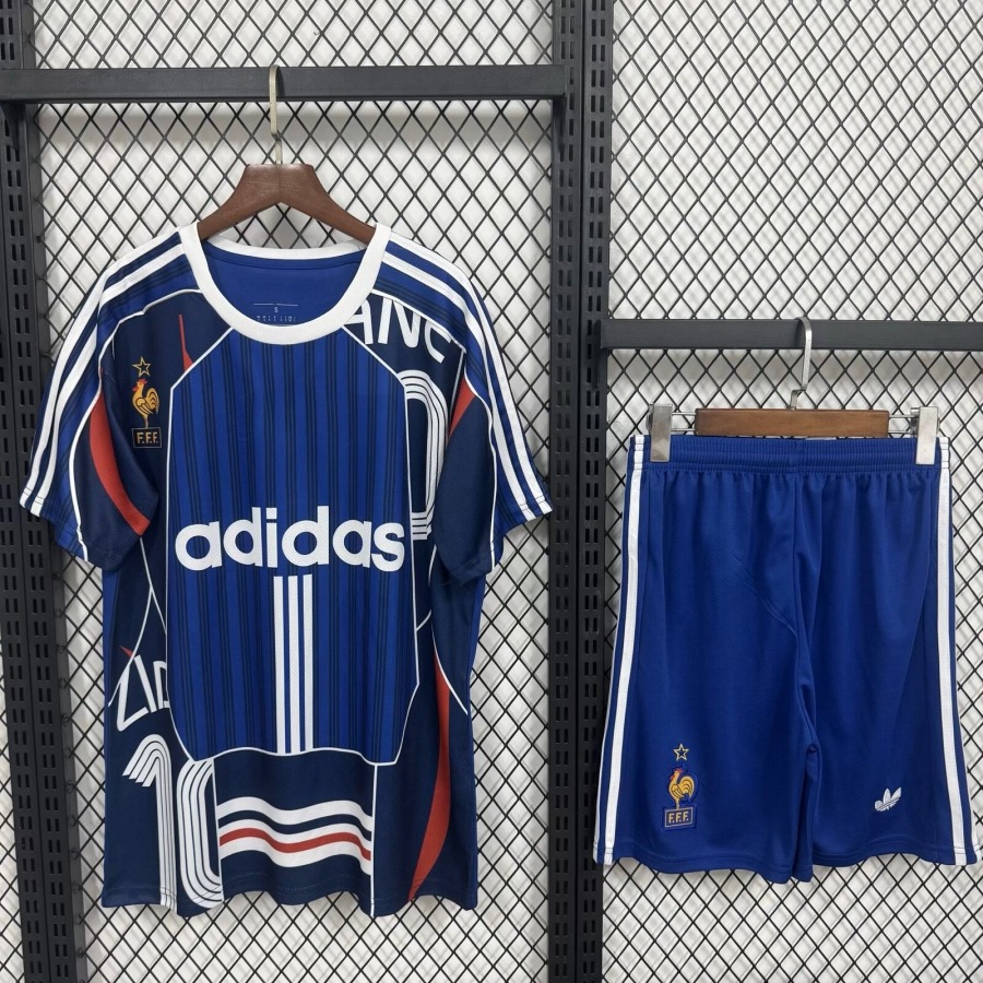 1676f4c002460745af92dc59b5f5dd1a.jpg Trikot Frankreich 2026 Special Edition Erwachsene
