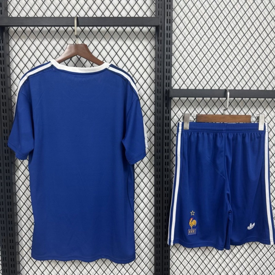 29d41609cfb0fcca5776a6f05e807143.jpg Trikot Frankreich 2026 Special Edition Erwachsene